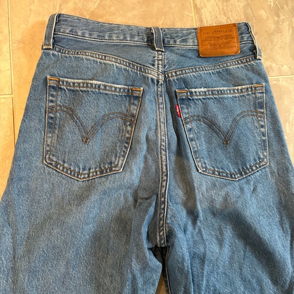 Levi's Women's Ribcage Straight Ankle Denim Jeans Sz 26 Classic Preppy USA - Picture 8 of 12